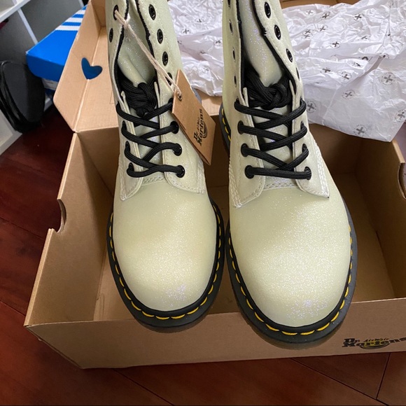 Dr martens glitter boots - Picture 2 of 7